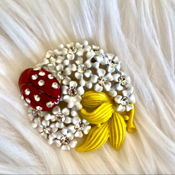 Vintage Ladybug Floral Brooch - Picture 2 of 7
